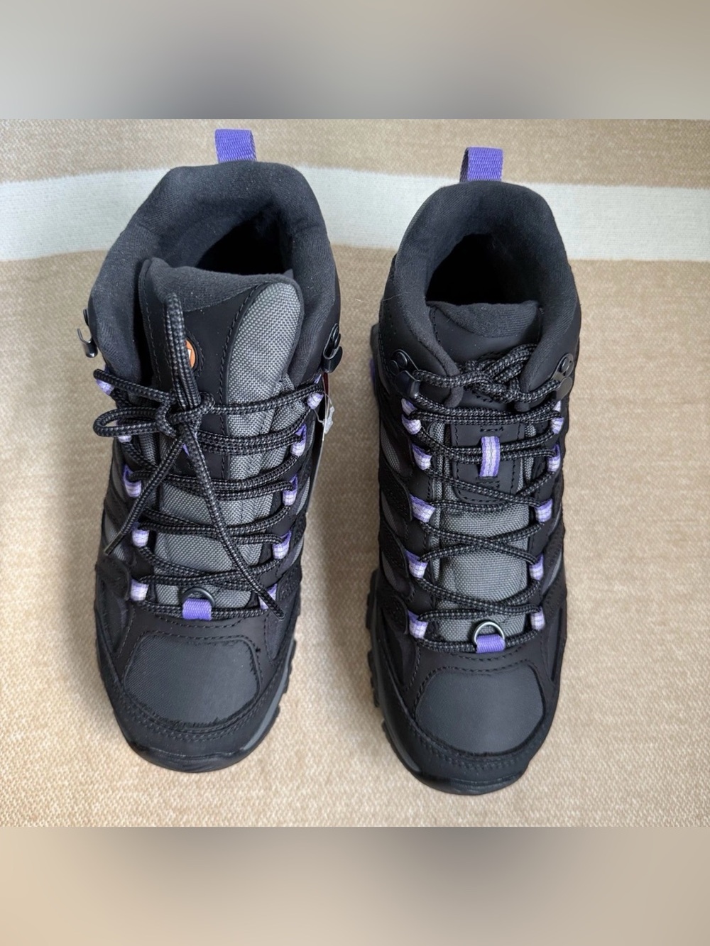 Merrell Women Moab 3 Thermo Mid WP
Winter Boots Size 10 New